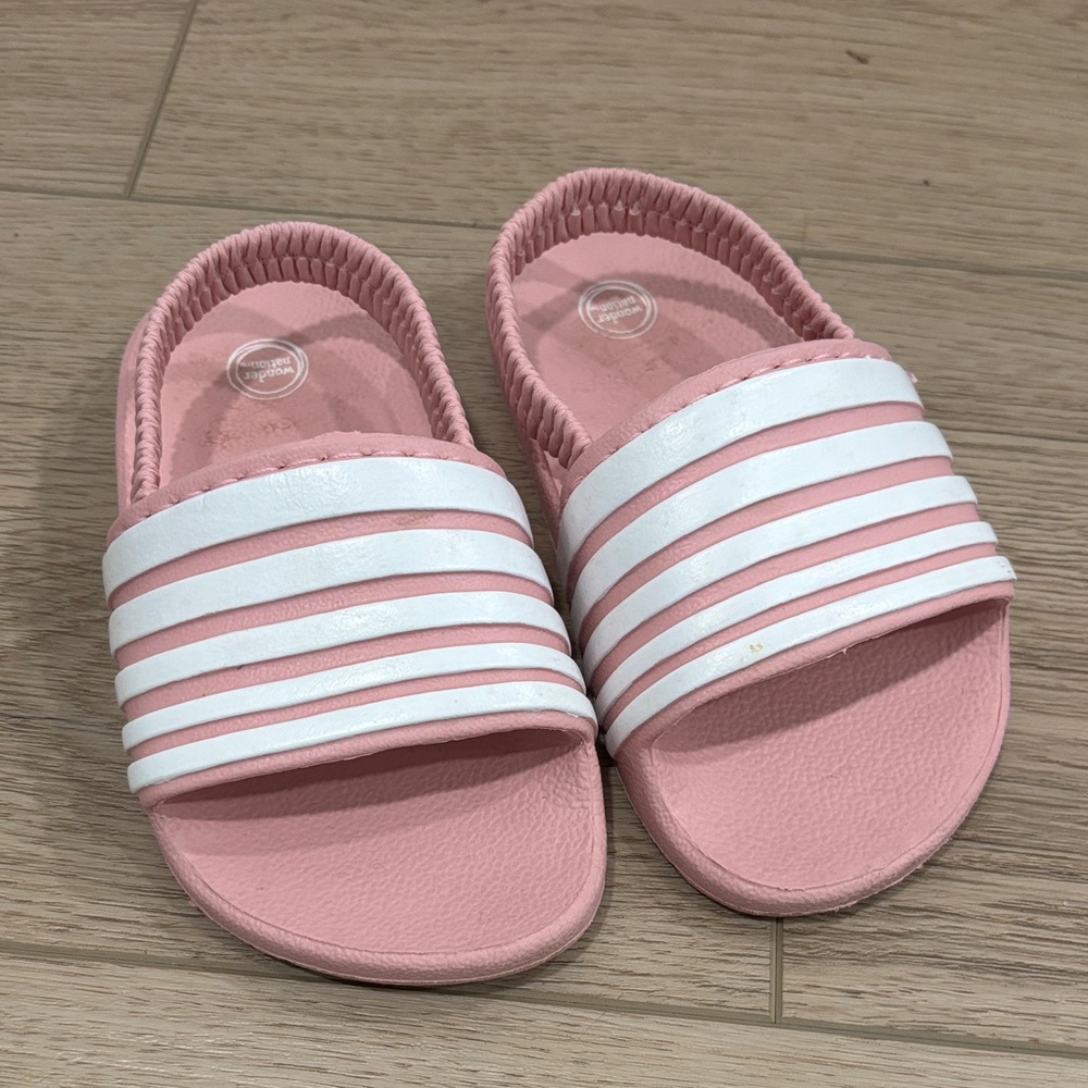 🟡 Wonder Nation Pink and White Kids Slide Sandals